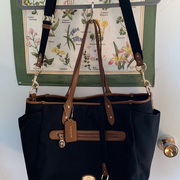 COPY - Coach cross body leather and canvas bag - Picture 2 of 6
